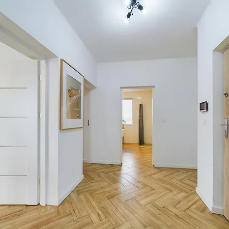 Warszawska 206 Ii Pietro Апартаменты